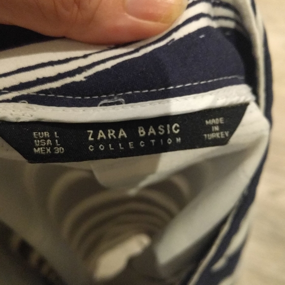 Beautiful 🌹 blue and white skirt by Zara🍀🌸🌼 - Picture 7 of 9